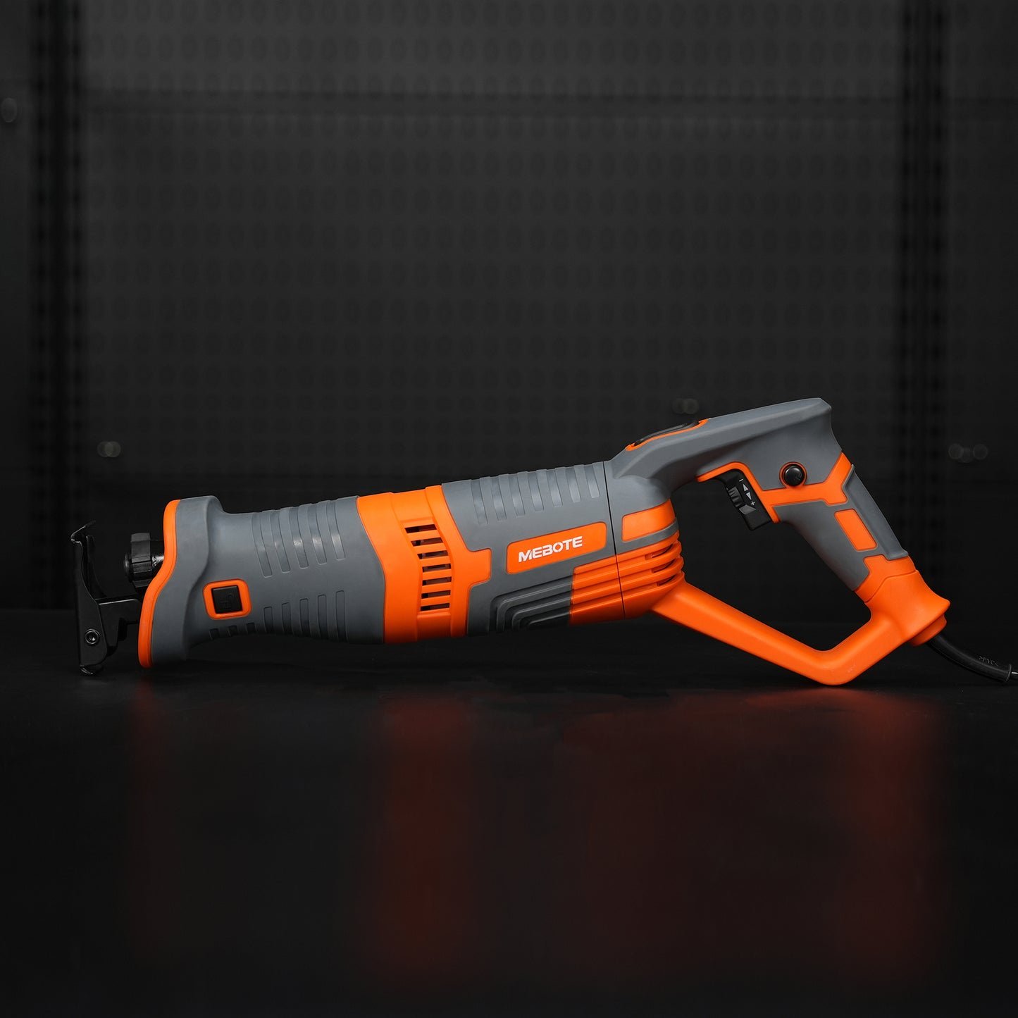 900W Recip Saw